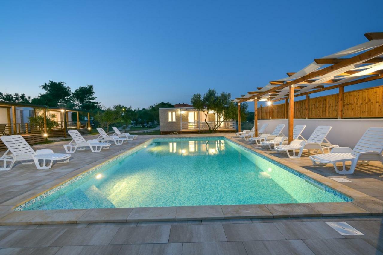 Bungalov Medanic - Private Pool Privlaka  Ngoại thất bức ảnh